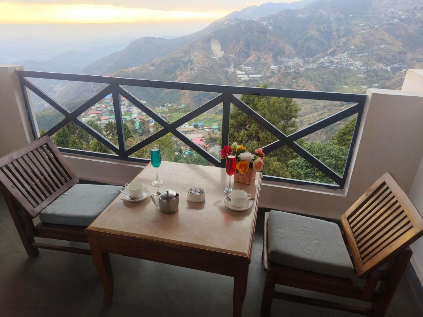 Green N Breeze Resorts Mussoorie Extérieur photo